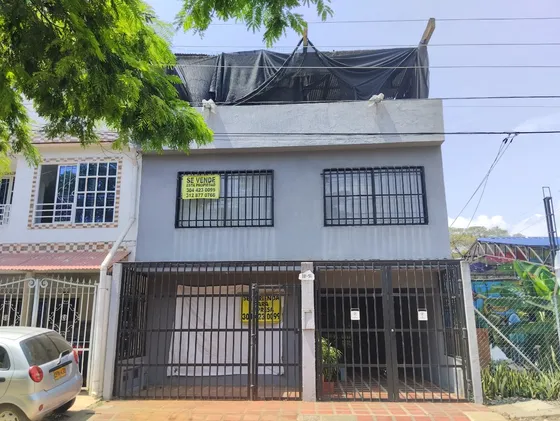 Vendo Casa Bifamiliar En El Barrio La Pradera Jamundí