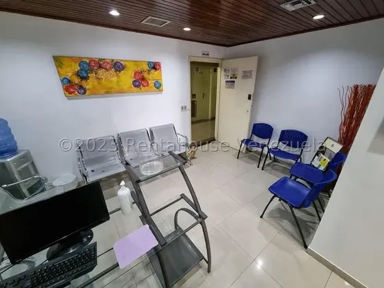 Alquiler De Consultorio En San Bernardino - Airlyn Acendra - 24-7598