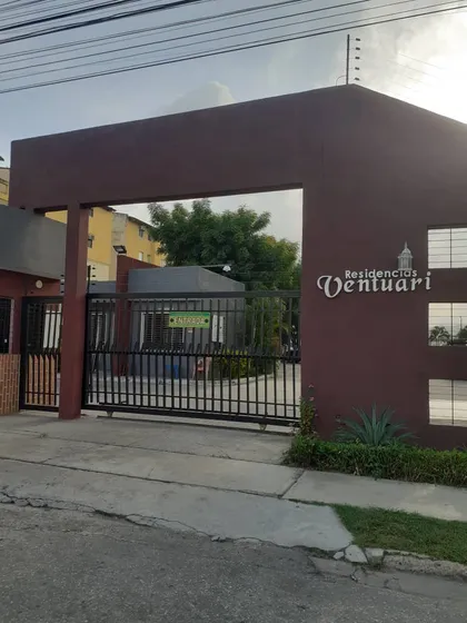 Mariana Vende Apartamento En Paraparal Res Ventuary