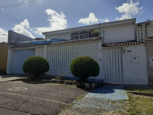Casa En Venta Ubicada En Pueblo Nuevo / Ym