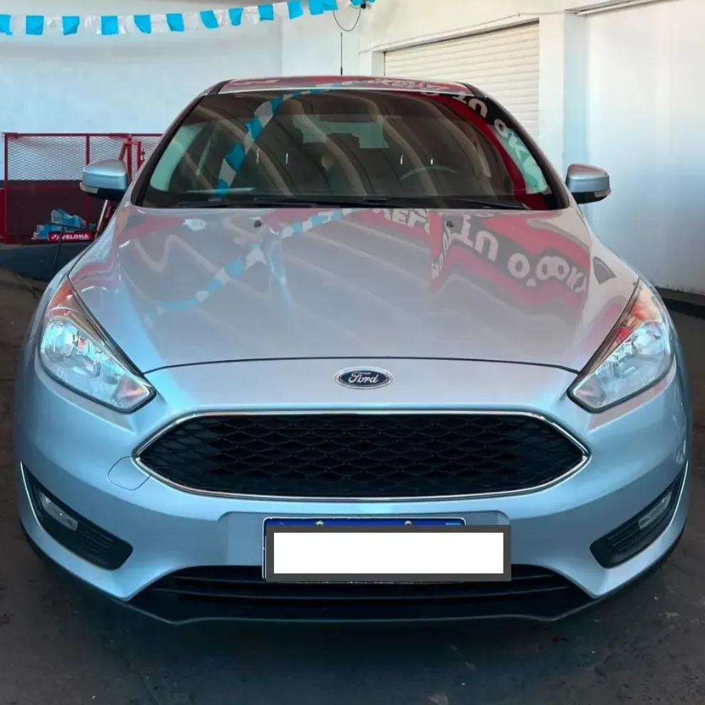 Ford Focus Silver Gray Immaculate