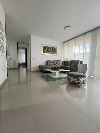 Venta De Apartamento En Unidad Terrazas De Cañasgodas, Ciudad Jardin, Al Sur De Cali, Valle