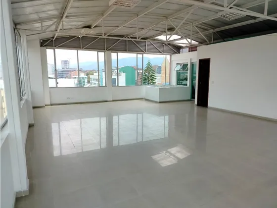 Oficina 100 M2 En Arriendo, El Lago