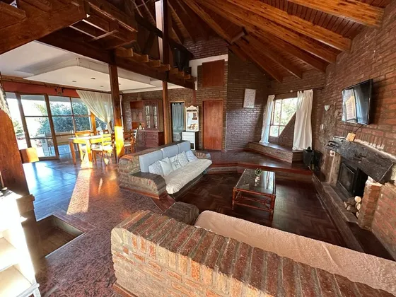 Casa Para Grupos En Carlos Paz 