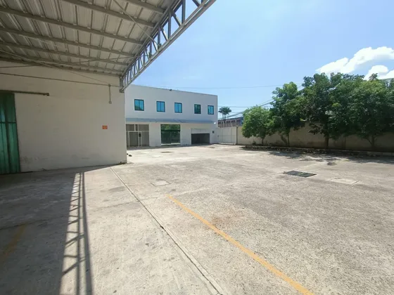 Edificio Comercial En Renta Sobre Avenida Itzaes | Mérida, Yucatan