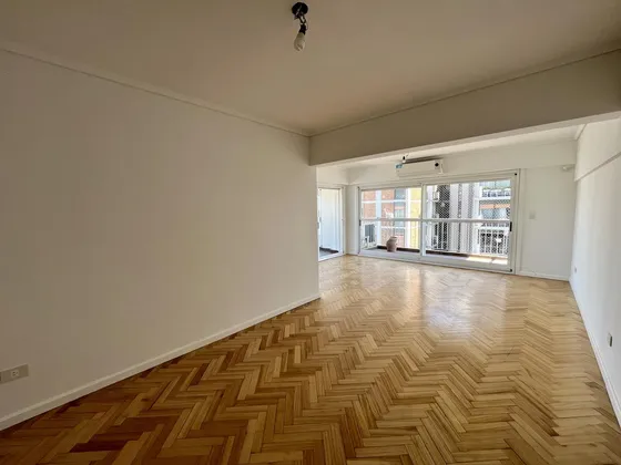 Fantastico Departamento Con Balcon Terraza Enorme Y Vista Al Rio.