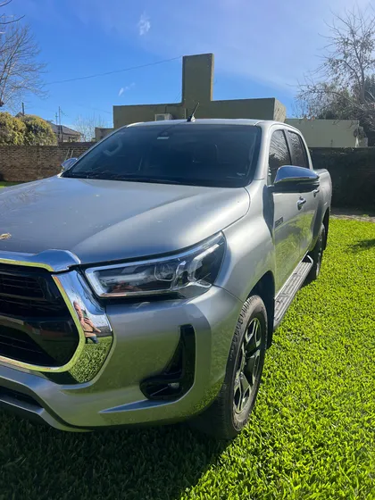 Toyota Hilux Pick-up 2.8 Cd Srx 177cv 4x2 At