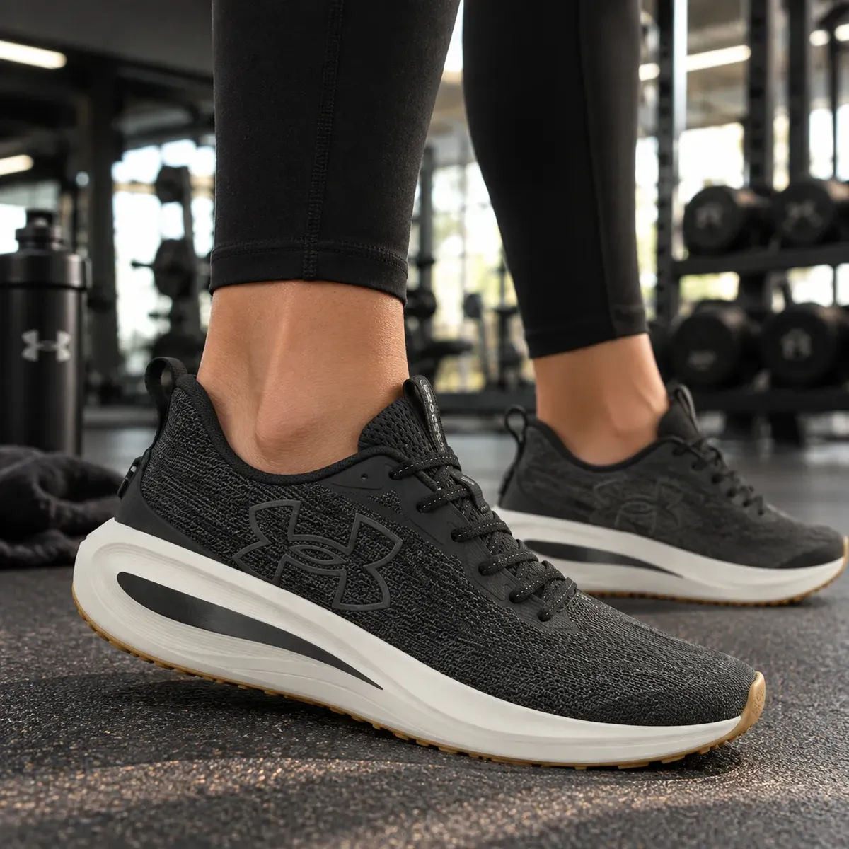 Tênis Under Armour Charged Skyline 5 Academia