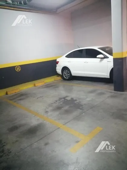 Muy Buena Cochera Para Autos Grandes O Camionetas! Seguridad 24 Hs - Almagro