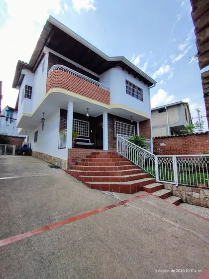 Moc Casa En Venta Sector Polígono De Tiro 