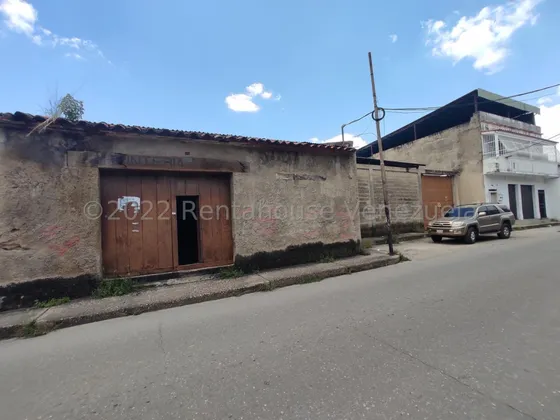 Galpón En Venta Ubicado En Cagua En El Centro Db 23-4822