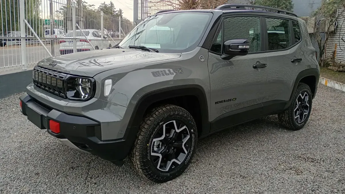 Jeep Renegade 1.3T Willys At9 4X4
