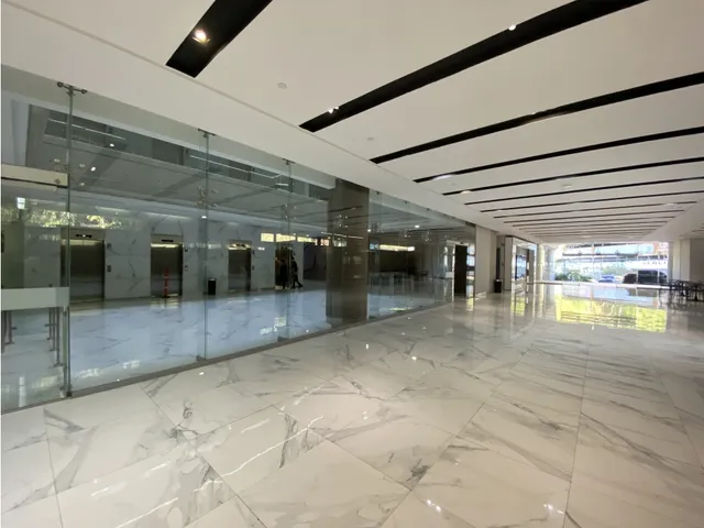 Oficina En Venta O Alquiler 229mt En El Centro Empresarial Torre Q