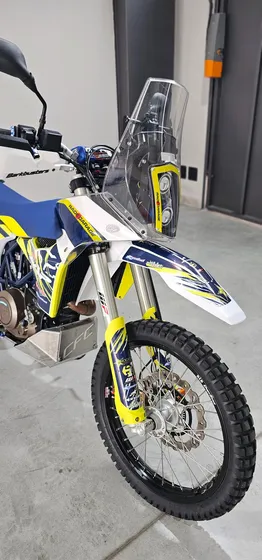 Hisqvarna 701 Enduro 