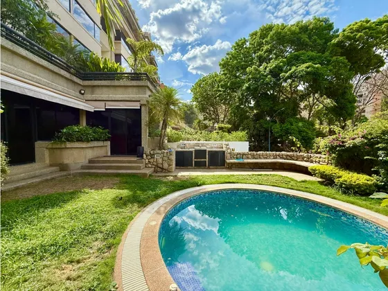 Se Vende Apto Pb 400m² 3h+s/3b+s/3p Colinas De Valle Arriba