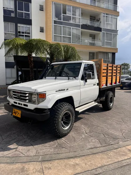 Toyota Land Cruiser 4.5 Fzj75 Chasis