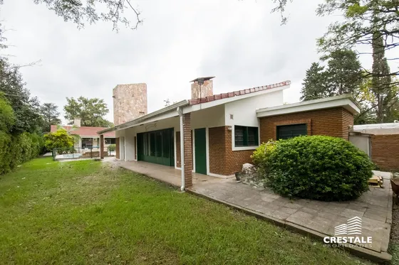 Casa A La Venta En Funes