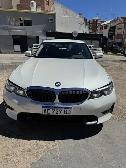 Bmw Serie 3 2.0 320i Sedan Sportline