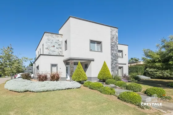 Venta Casa 3 Dormitorios Aguadas Funes Barrio Privado