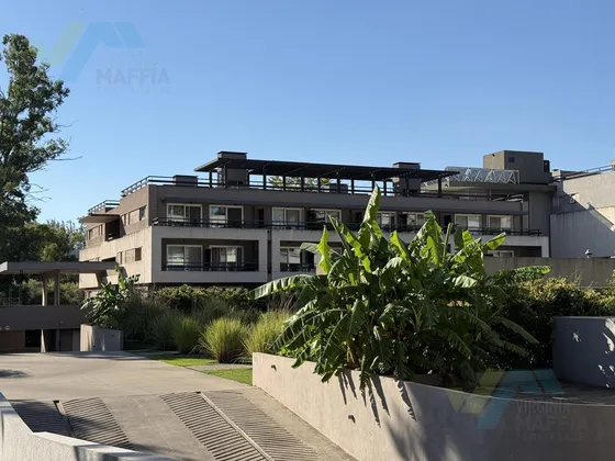 Venta Departamento 2 Ambientes, Studio Plus, Campus Vista Con Cocherra   
