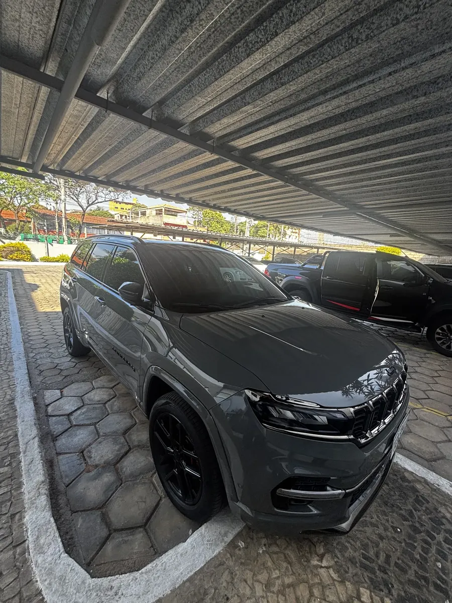 Jeep Commander 2025 2.0 Blackhawk Hurricane 4x4 Aut. 5p — foto 6