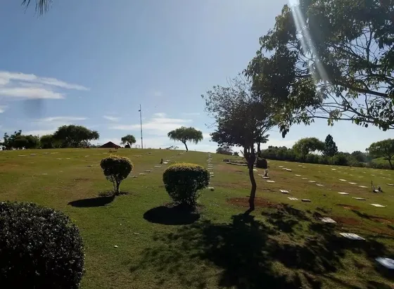 Jazigo / Cemitério Aléias