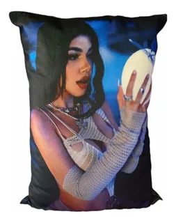 Almohadas con monas chinas hotsell