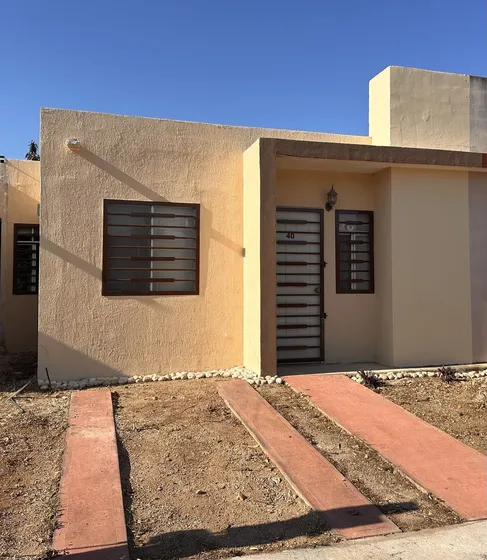 Casa En Renta / Semiamueblada / Vega Del Mayab, Conkal, Yucatan