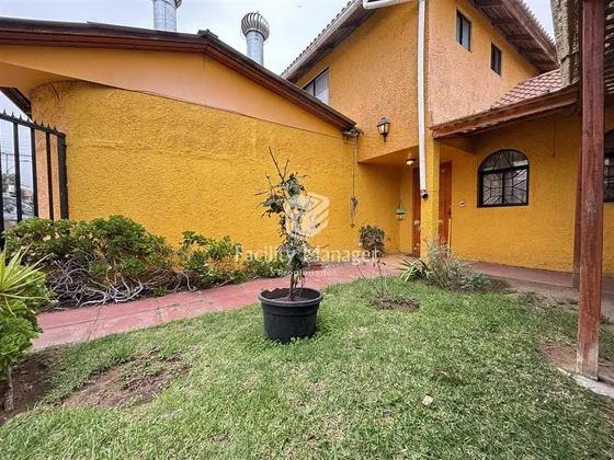 Casa En Venta De 3 Dorm 2 Baños Peñuelas, Coquimbo