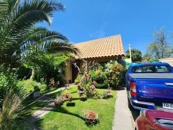 Hermosa Casa Esquina, 5d 2b 2 Est, Jardines De La Viña