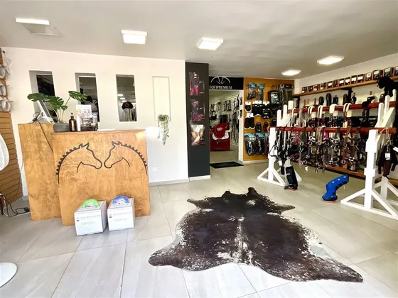 Local Comercial En Venta En Geronimo De Alderete / Vitacura
