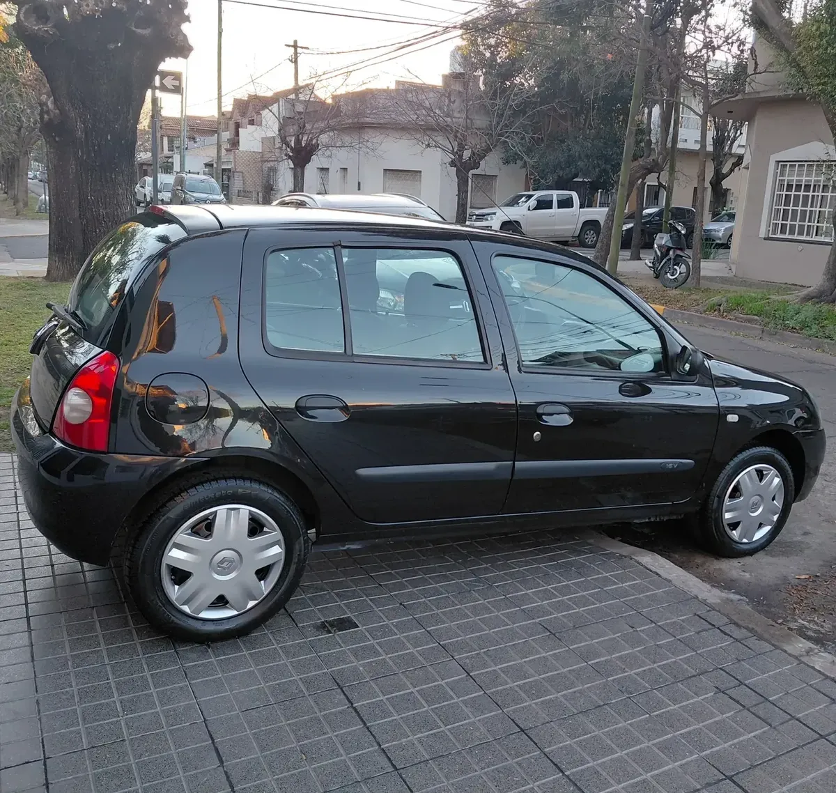 Renault Clio 1.2 Pack