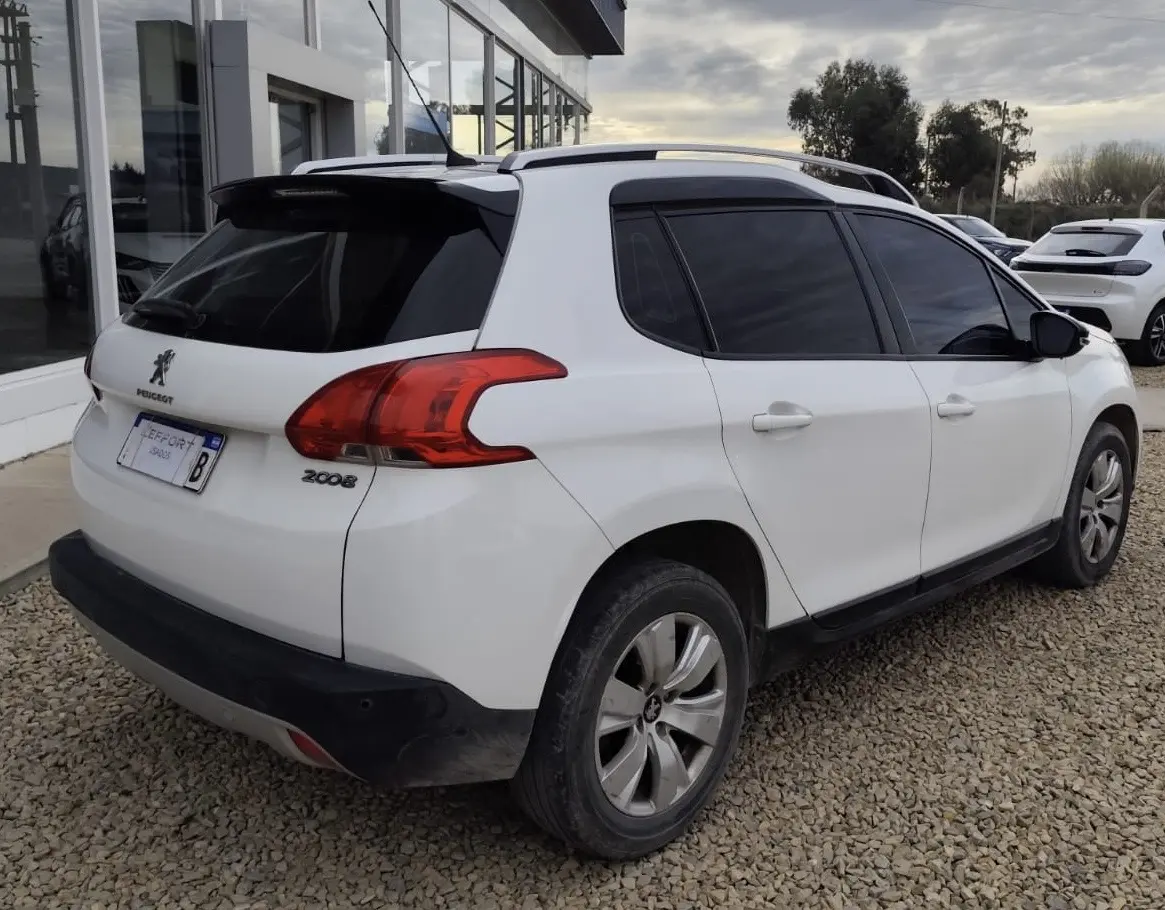 Peugeot 2008 1.6 Allure65559236392065122
