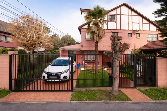 Gran Casa 6 Dormitorios Valle Verde !!!