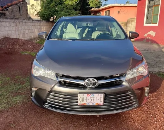 Toyota Camry 2.5 Xle Navegación At
