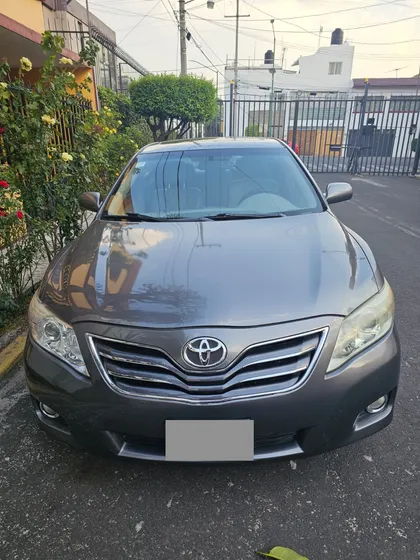 Toyota Camry Xle V6 At6