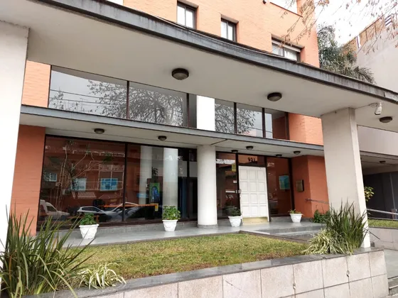Excelente 3 Ambientes En Duplex Con Cochera Cubierta