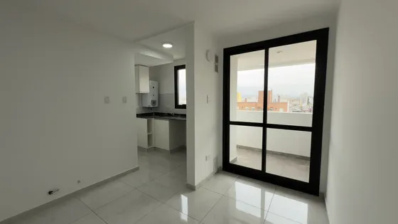 Alquiler - Departamento 1 Dormitorio En Alberdi