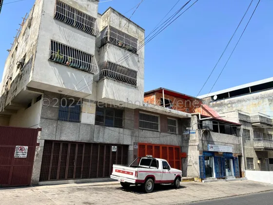Jip 25-12775. Rent-a-house Vende Local Comercial Con Mezzanina De 167.59 Mts2, Con Área De Deposito. En La Victoria, Aragua