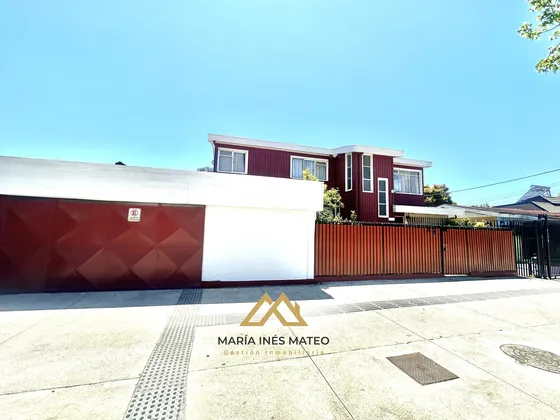 Propiedad Con Excelente Ubicación Y Alto Potencial Comercial
