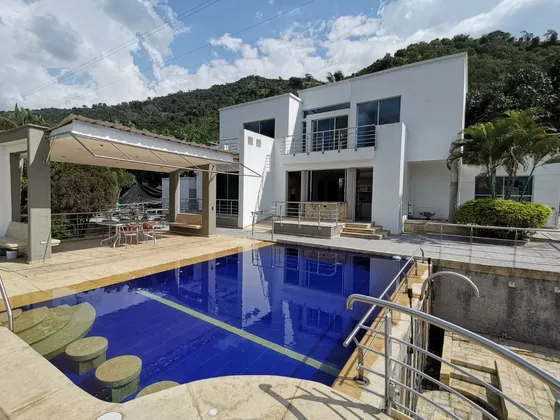 Casa Con Piscina El Consuelo Anapoima