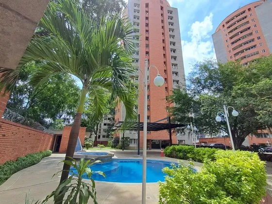 ¡oportunidad En Piso Bajo! Venta Apartamento Prebo I / Solo Clientes / Cod 26-19249 Prr