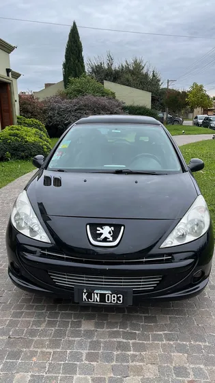 Peugeot 207 1.6 Xt