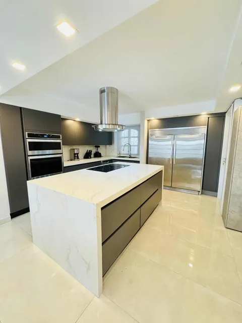 Alquiler Lujosa Casa En Pueblo Viejo, Puerto La Cruz