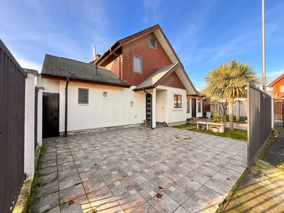 Casa En Venta 4d/5b/2e En Condominio (175760)