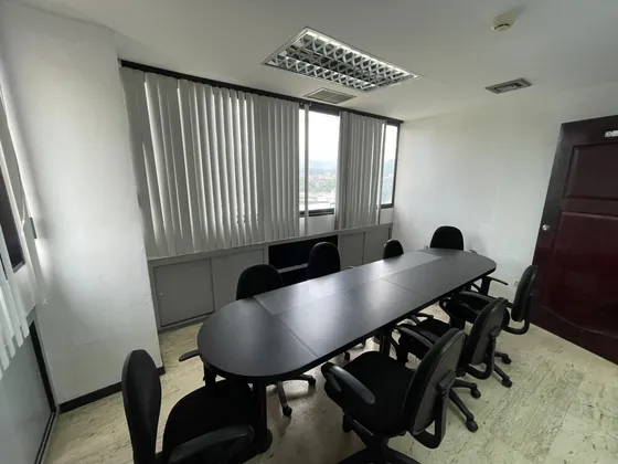 Oficina Amoblada En Alquiler Torre Venezuela - Ave Bolivar