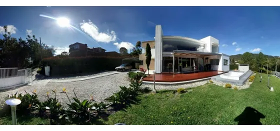 Casa En Venta En Envigado - Loma El Escobero