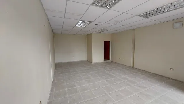 Se Alquila Local Comercial En C.c. Juanico Este Al02-1255sj-lfaj