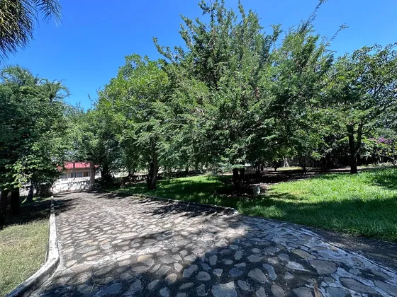 Casa De Campo Con Grande Terreno Con Arboles Frutales A Minutos Pueblo