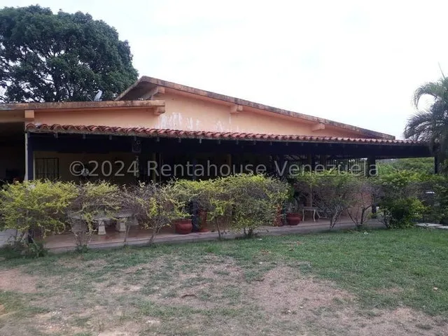 Rz Vende ¡tu Inversión Más Segura A Largo Plazo! Finca Con Alta Proyección De Valorización Gracias A Su Ubicación Y Potencial De Desarrollo. ¡asegura Tu Futuro! 25-8291 Jun17